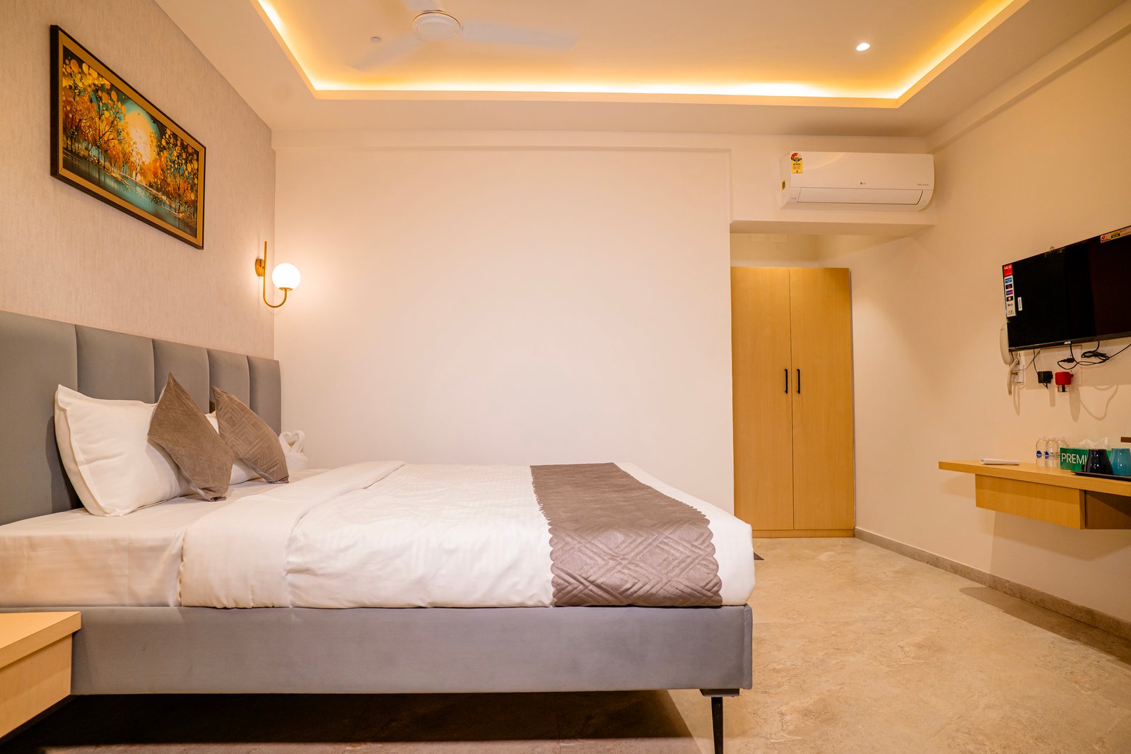 Deluxe Suite