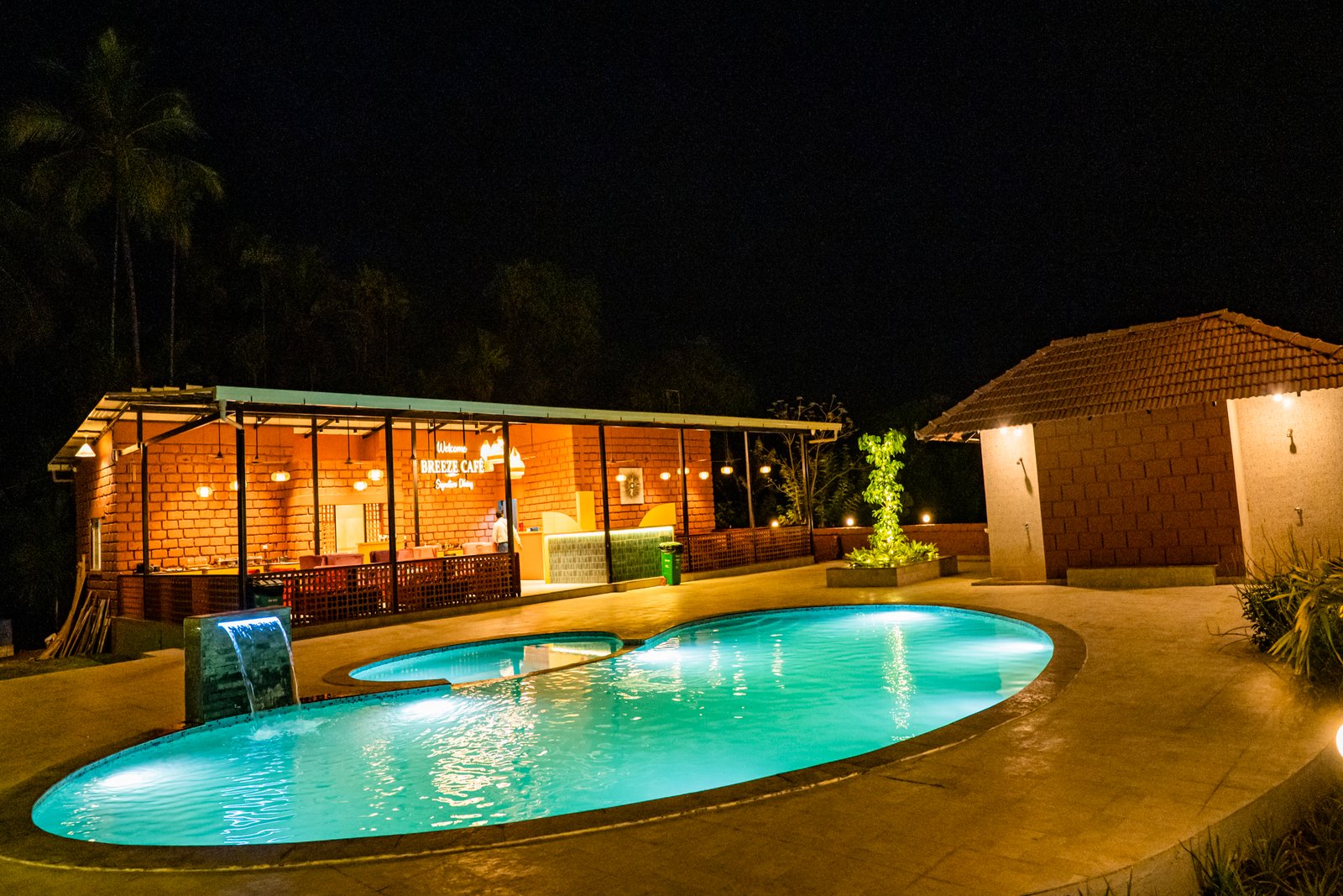 Swimming pool at Breeze-Inn Beach Resort Shriwardhan