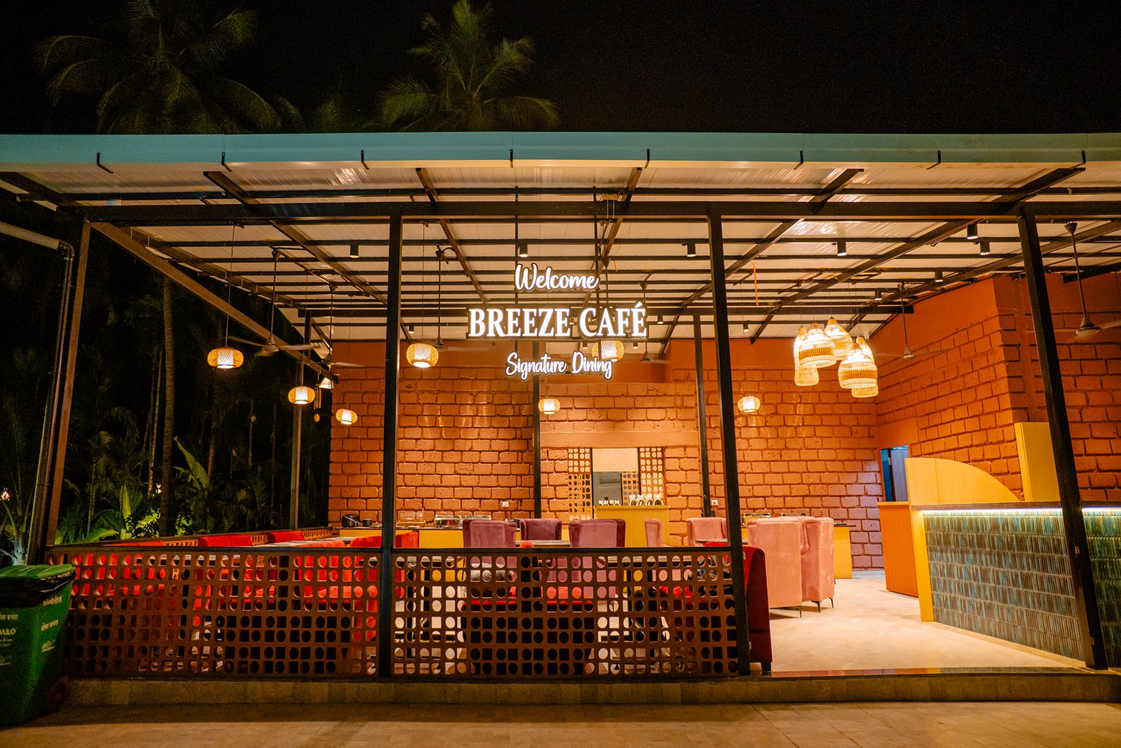 Breeze Café