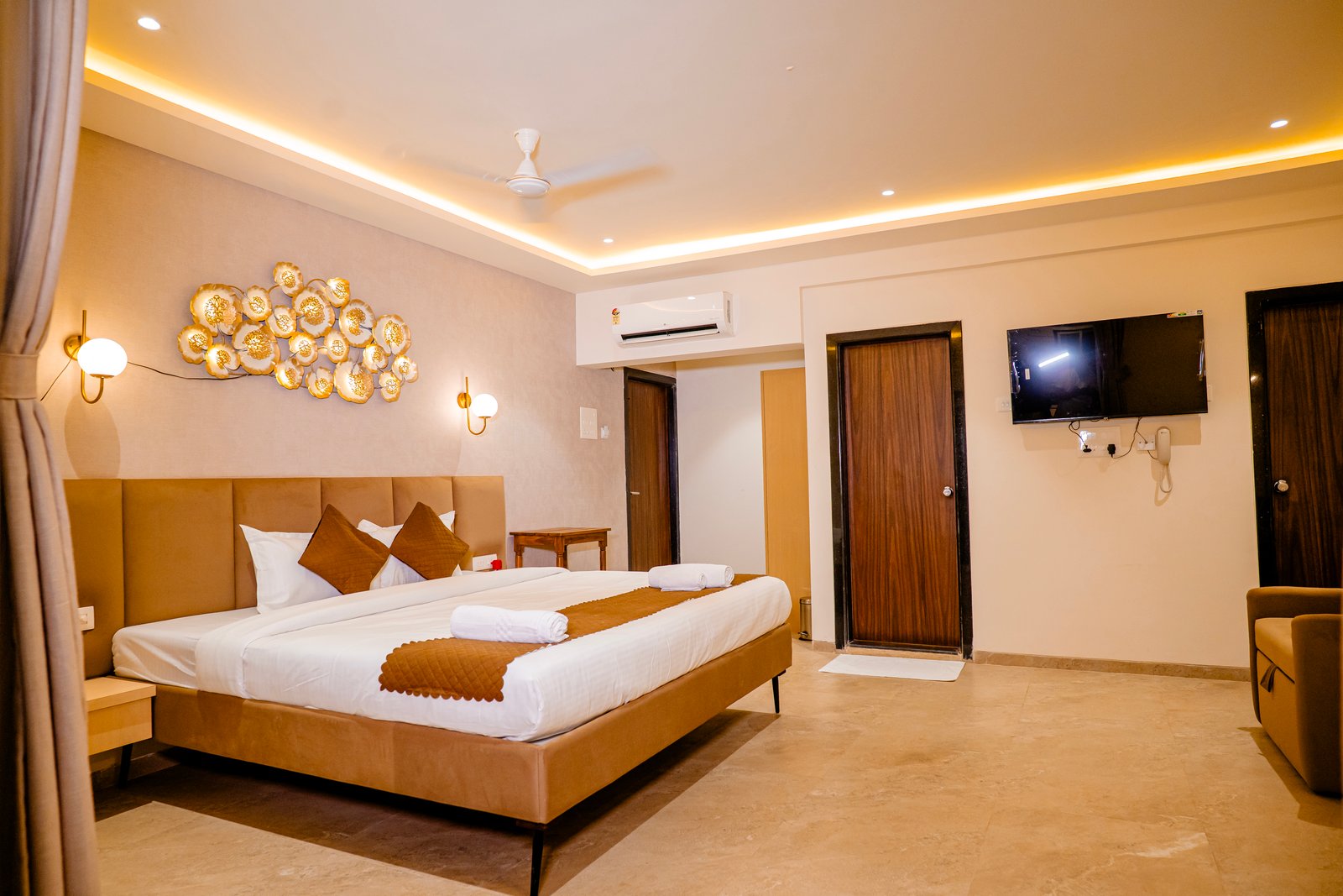 Family Suite at Breeze-Inn
