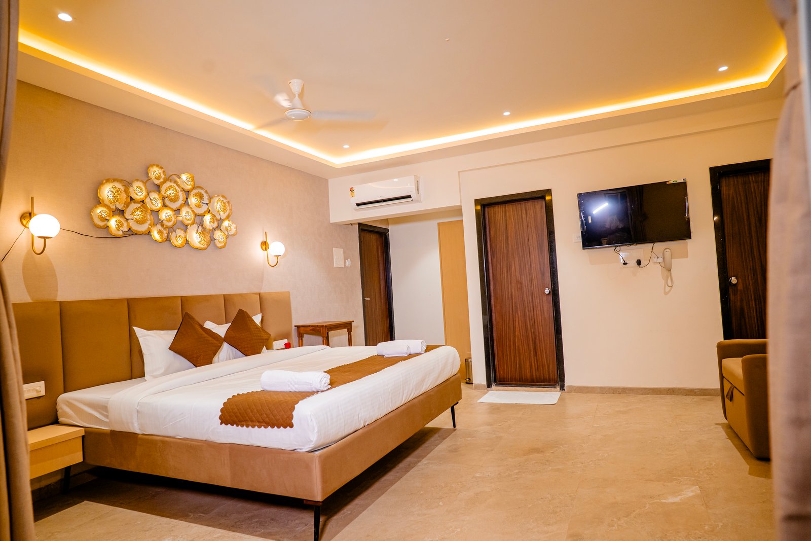 Family Suite at Breeze-Inn
